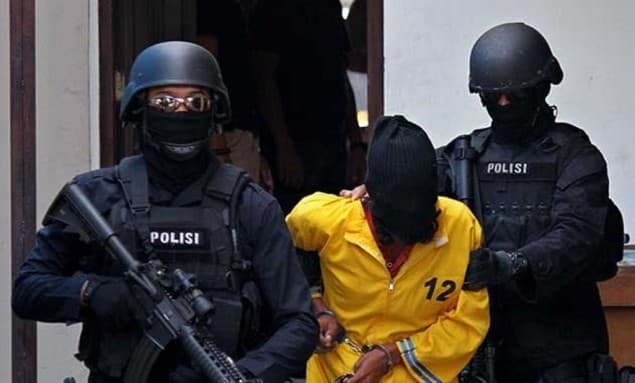 Ilustrasi Penangkapan Teroris (Foto:Istimewa) Ilustrasi Penangkapan Teroris (Foto:Istimewa)