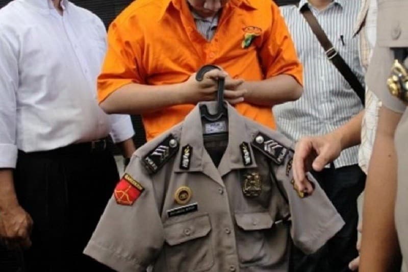 Ilustrasi Polisi Gadungan (Foto:Ayo Yogya) Ilustrasi Polisi Gadungan (Foto:Ayo Yogya)