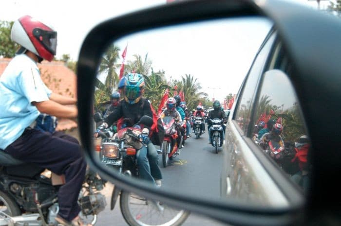 Ilustrasi spion mobil (istimewa) Ilustrasi spion mobil (istimewa)
