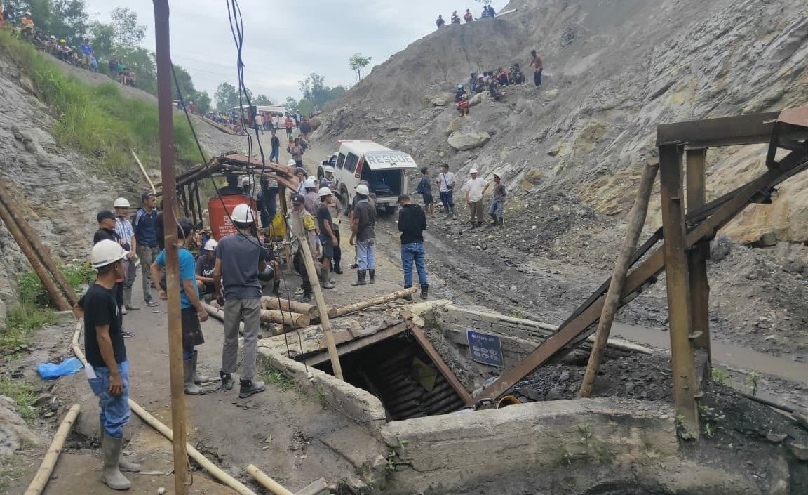 Tambang di Sumatra Barat (Foto: Humas Polri) Tambang di Sumatra Barat (Foto: Humas Polri)