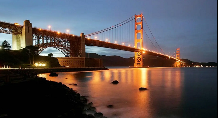 Jembatan Golden Gate menghubungkan San Fransisco dengan Marin County, California -(AP Photo/Marcio Jose Sanchez) Jembatan Golden Gate menghubungkan San Fransisco dengan Marin County, California -(AP Photo/Marcio Jose Sanchez)