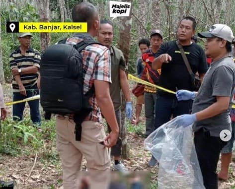 Kakek di Kalsel tewas dikeroyok dan ditembak preman suruhan bos perusahaan tambang. (Foto: Instagram @4maze) Kakek di Kalsel tewas dikeroyok dan ditembak preman suruhan bos perusahaan tambang. (Foto: Instagram @4maze)