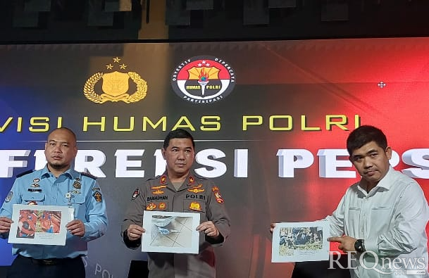 Konferensi Pers Densus 88 Antiteror Polri di Gedung Humas Polri (Foto: Hastina/REQnews) Konferensi Pers Densus 88 Antiteror Polri di Gedung Humas Polri (Foto: Hastina/REQnews)