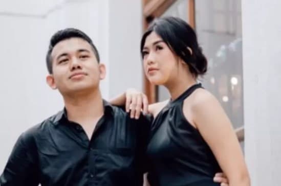 Sosok viral diduga suami dan pelakor. (Foto: Instagram @ninajauarytaa) Sosok viral diduga suami dan pelakor. (Foto: Instagram @ninajauarytaa)