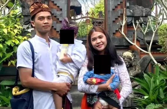 Istri di Cikarang dibunuh oleh suami di depan 2 anak balitanya. Istri di Cikarang dibunuh oleh suami di depan 2 anak balitanya.