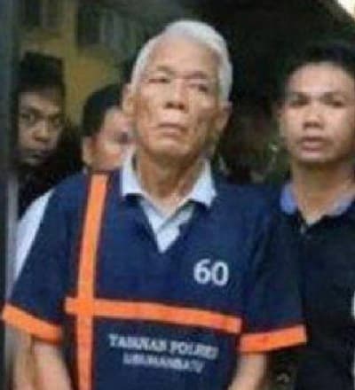 Freddy Simangunsong suami Wakil Bupati Labuhanbatu Ellya Rosa Siregar Ditangkap kasus pencabulan (Foto:Istimewa) Freddy Simangunsong suami Wakil Bupati Labuhanbatu Ellya Rosa Siregar Ditangkap kasus pencabulan (Foto:Istimewa)