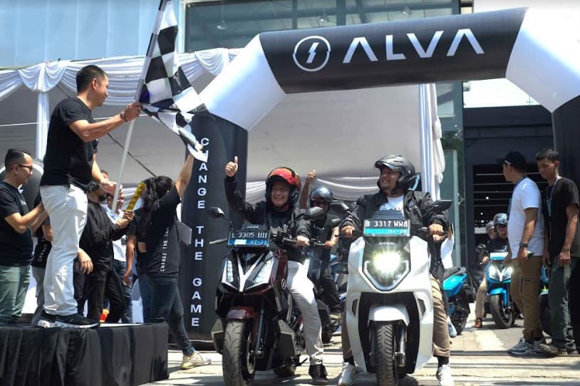 ALVA umumkan pembukaan ALVA Experience Center di Surabaya. ALVA umumkan pembukaan ALVA Experience Center di Surabaya.