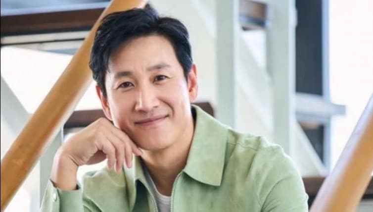 Aktor Lee Sun Kyun terseret skandal narkoba. (Foto: Allkpop) Aktor Lee Sun Kyun terseret skandal narkoba. (Foto: Allkpop)
