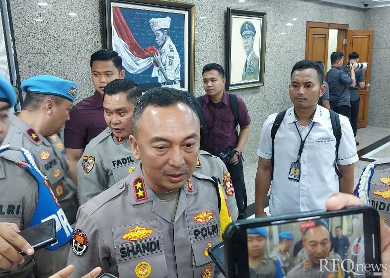 Kadiv Humas Polri Irjen Sandi Nugroho di Mabes Polri (Foto: Hastina/REQnews) Kadiv Humas Polri Irjen Sandi Nugroho di Mabes Polri (Foto: Hastina/REQnews)