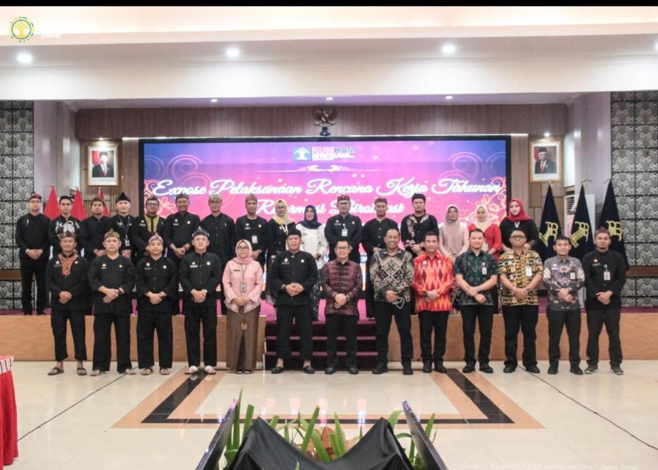 Tim dari Asisten Deputi Kementerian Pendayagunaan Aparatur Sipil Negara dan Reformasi Birokrasi (Kemenpan RB) (Foto: Istimewa) Tim dari Asisten Deputi Kementerian Pendayagunaan Aparatur Sipil Negara dan Reformasi Birokrasi (Kemenpan RB) (Foto: Istimewa)