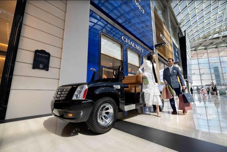 The Shoppes Marina Bay Sands Hadirkan Pengalaman Personal Shopping Serta Deretan Merek dan Konsep Butik yang Baru. The Shoppes Marina Bay Sands Hadirkan Pengalaman Personal Shopping Serta Deretan Merek dan Konsep Butik yang Baru.