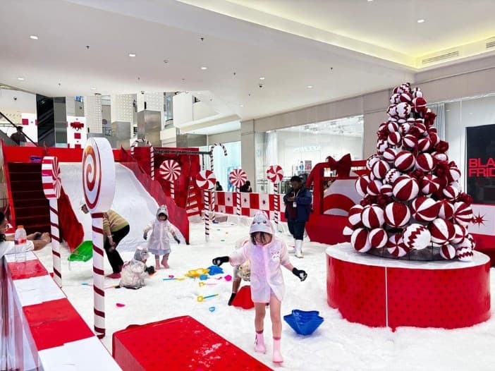 Sambut Festive Season, Mall of Indonesia Hadirkan 'Jolly Wonderland'. Sambut Festive Season, Mall of Indonesia Hadirkan 'Jolly Wonderland'.