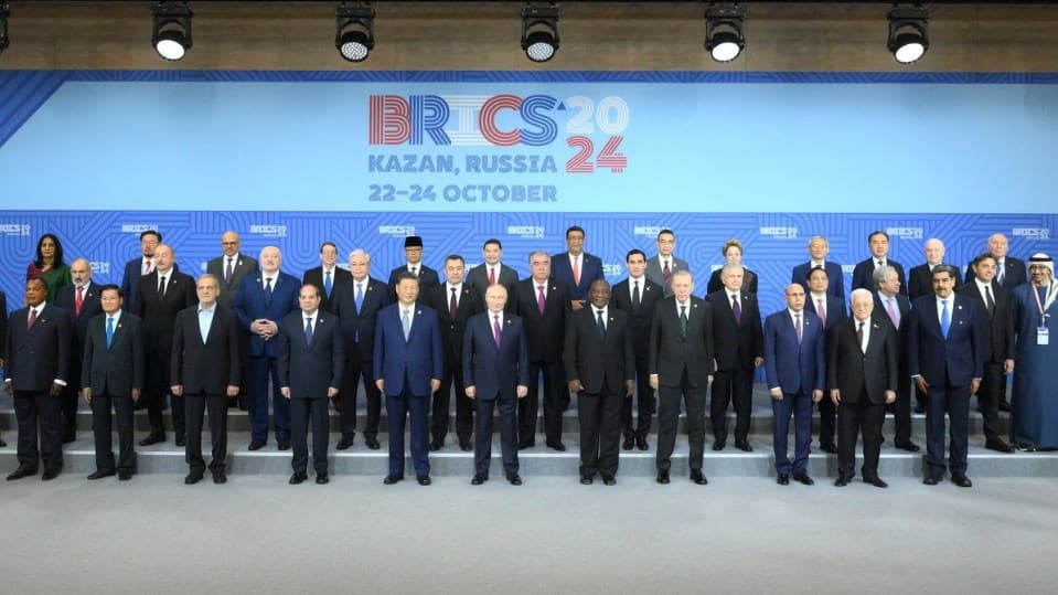 Indonesia Resmi Bergabung dengan BRICS: Peluang dan Tantangan Bagi Dunia Usaha Indonesia Resmi Bergabung dengan BRICS: Peluang dan Tantangan Bagi Dunia Usaha