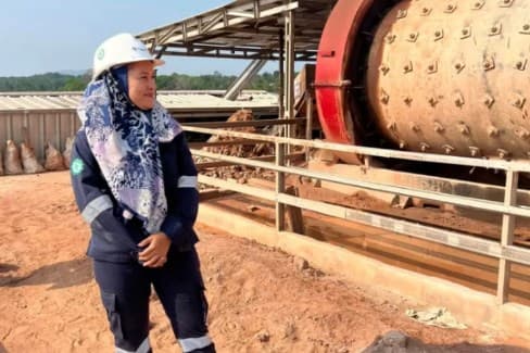 Viral Wenny Myzon Hina Honorer Pengguna BPJS. Viral Wenny Myzon Hina Honorer Pengguna BPJS.