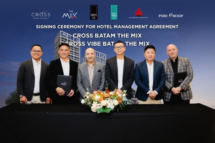Cross Hotels & Resorts Umumkan Ekspansi Dual-Brand di Proyek Landmark Batam. Cross Hotels & Resorts Umumkan Ekspansi Dual-Brand di Proyek Landmark Batam.