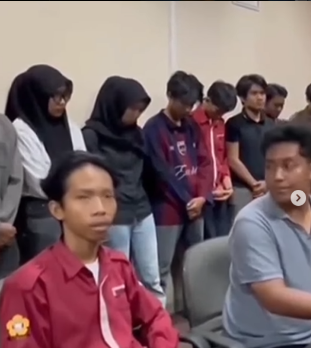 IG @fakta.indo IG @fakta.indo