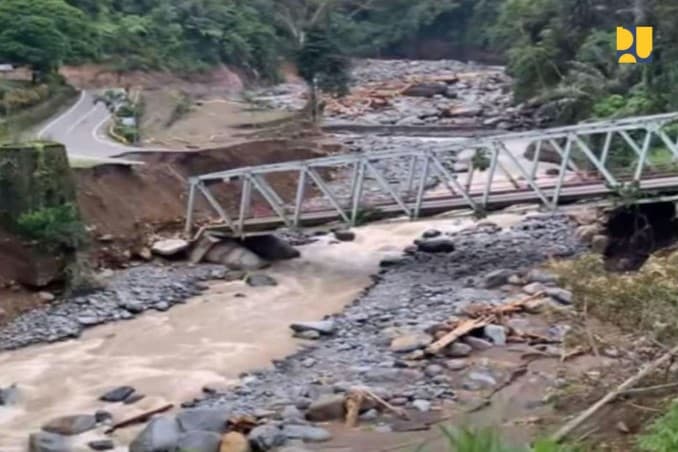 Tangani Jembatan Putus Akibat Banjir, Pemerintah Percepat Mobilisasi dan Pemasangan Jembatan Bailey di Aceh. Tangani Jembatan Putus Akibat Banjir, Pemerintah Percepat Mobilisasi dan Pemasangan Jembatan Bailey di Aceh.
