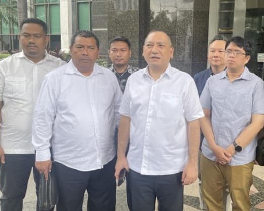 Dana Investasi Ratusan Miliar Raib, Sejumlah Nasabah Mirae Asset Sekuritas Minta Kejelasan dan Perlindungan OJK. (Foto: TikTok) Dana Investasi Ratusan Miliar Raib, Sejumlah Nasabah Mirae Asset Sekuritas Minta Kejelasan dan Perlindungan OJK. (Foto: TikTok)