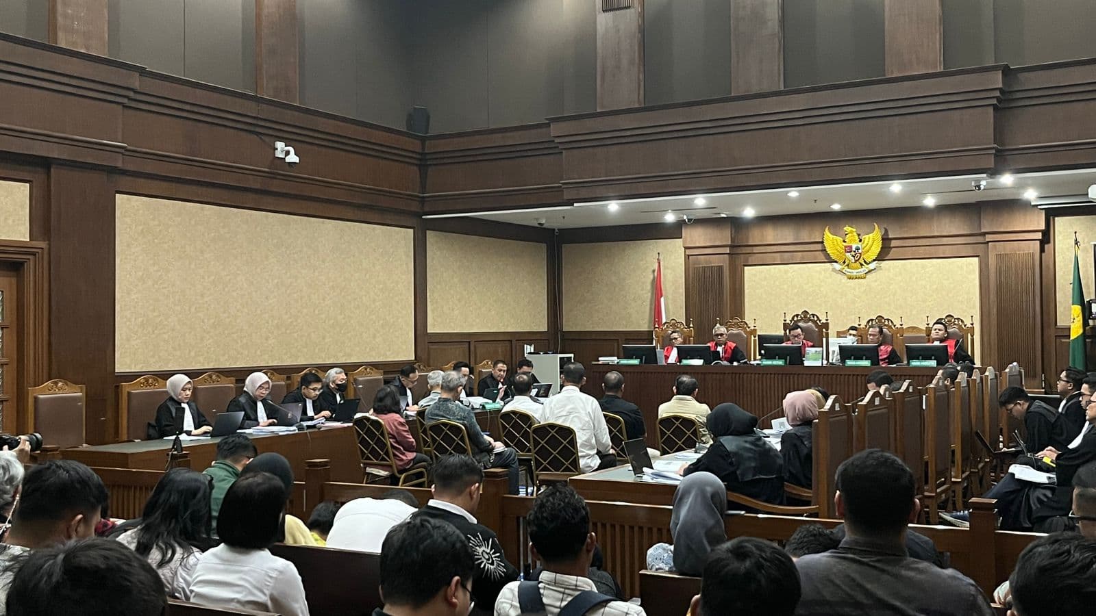 Sidang kasus dugaan korupsi pengadaan Chromebook di PN Tipikor Jakpus (Foto: Hastina/REQnews) Sidang kasus dugaan korupsi pengadaan Chromebook di PN Tipikor Jakpus (Foto: Hastina/REQnews)
