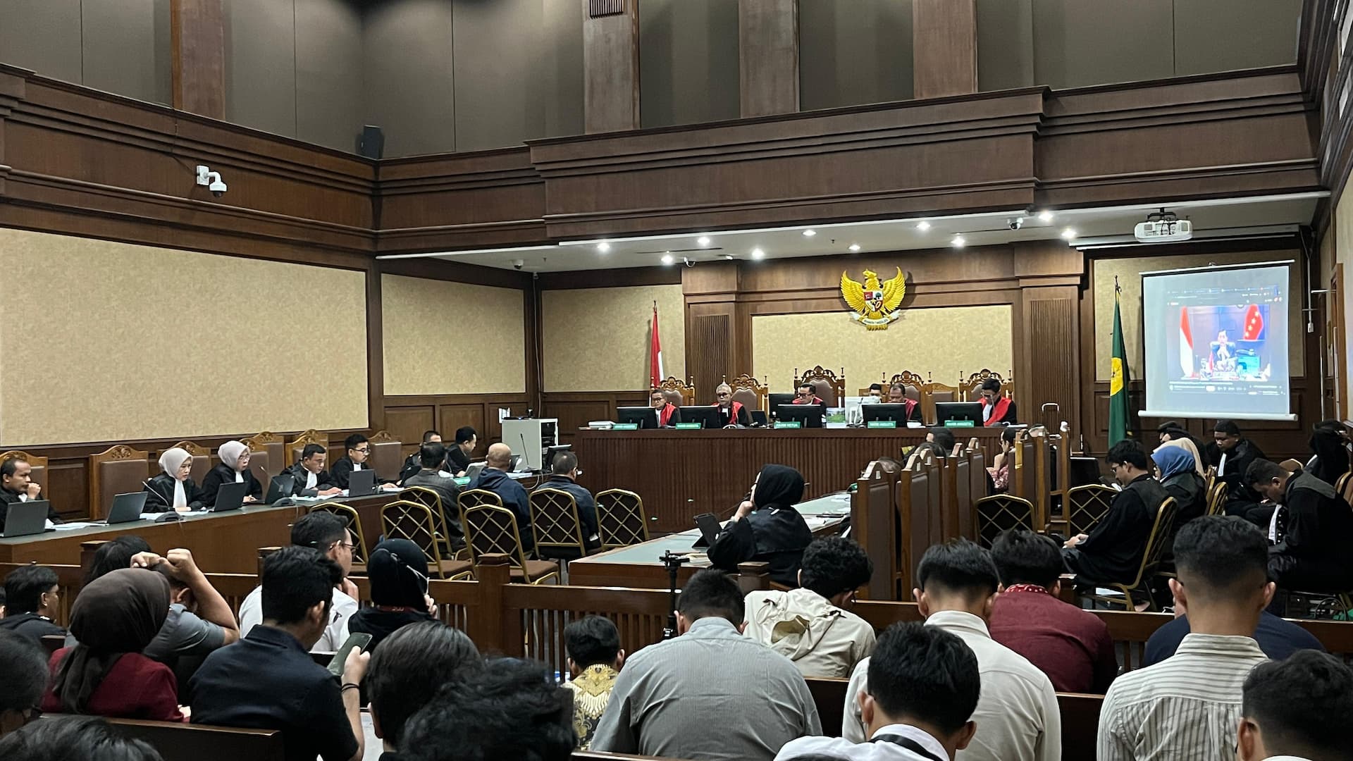 Sidang agenda pemeriksaan saksi dugaan korupsi pengadaan Chromebook di PN Tipikor Jakpus (Foto: Hastina/REQnews) Sidang agenda pemeriksaan saksi dugaan korupsi pengadaan Chromebook di PN Tipikor Jakpus (Foto: Hastina/REQnews)