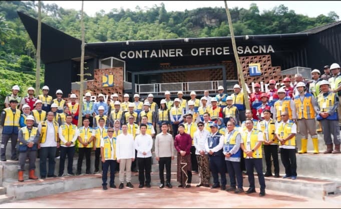 Kunjungan Wapres RI ke Proyek Bendungan Bagong, PTPP Percepat Pembangunan untuk Dukung Ketahanan Air dan Pangan. Kunjungan Wapres RI ke Proyek Bendungan Bagong, PTPP Percepat Pembangunan untuk Dukung Ketahanan Air dan Pangan.