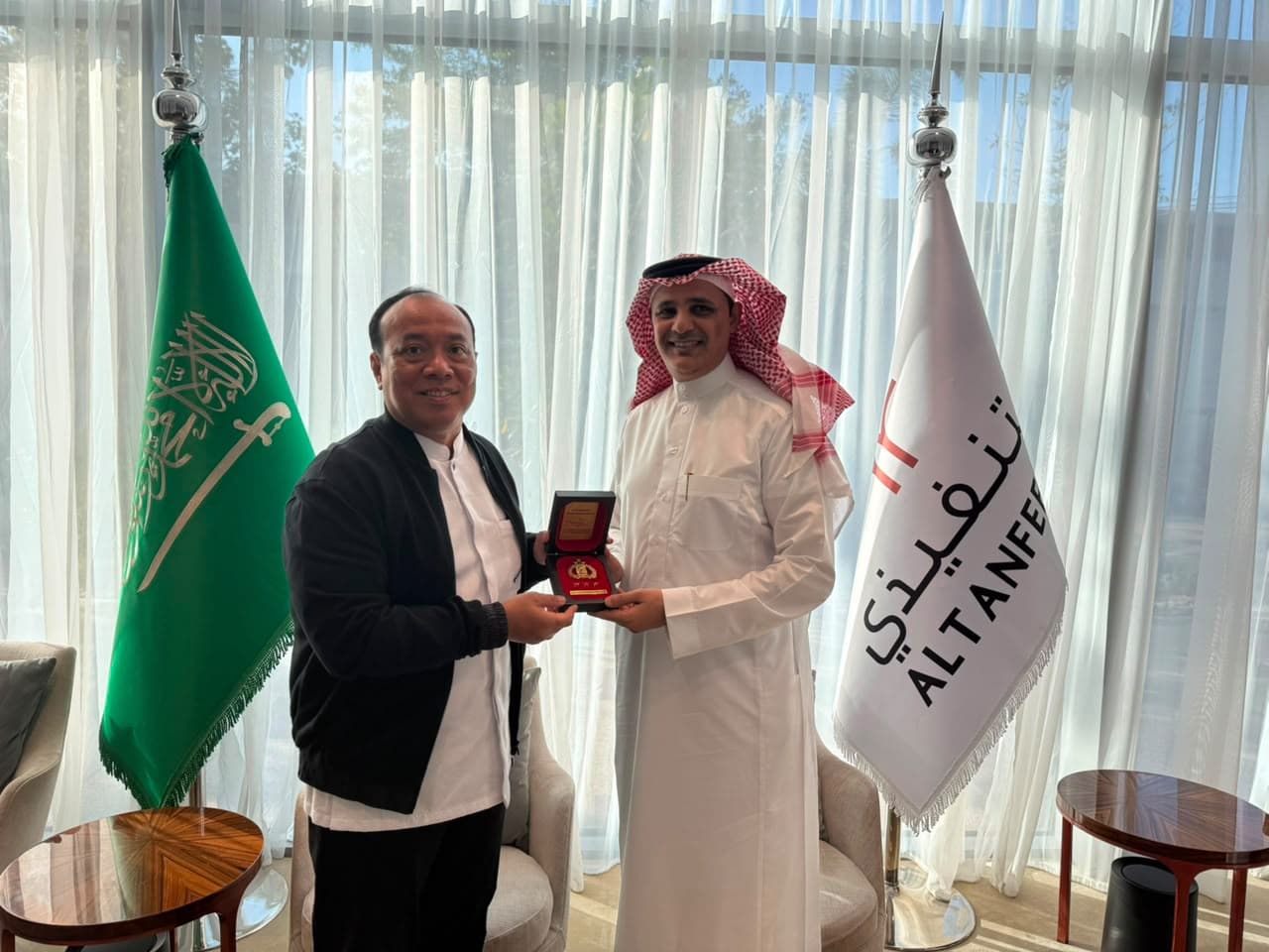 Wakapolri Komjen Dedi Prasetyo bersama perwakilan Presidency of State Security (PSS) Arab Saudi. (Foto: dok. Polri) Wakapolri Komjen Dedi Prasetyo bersama perwakilan Presidency of State Security (PSS) Arab Saudi. (Foto: dok. Polri)