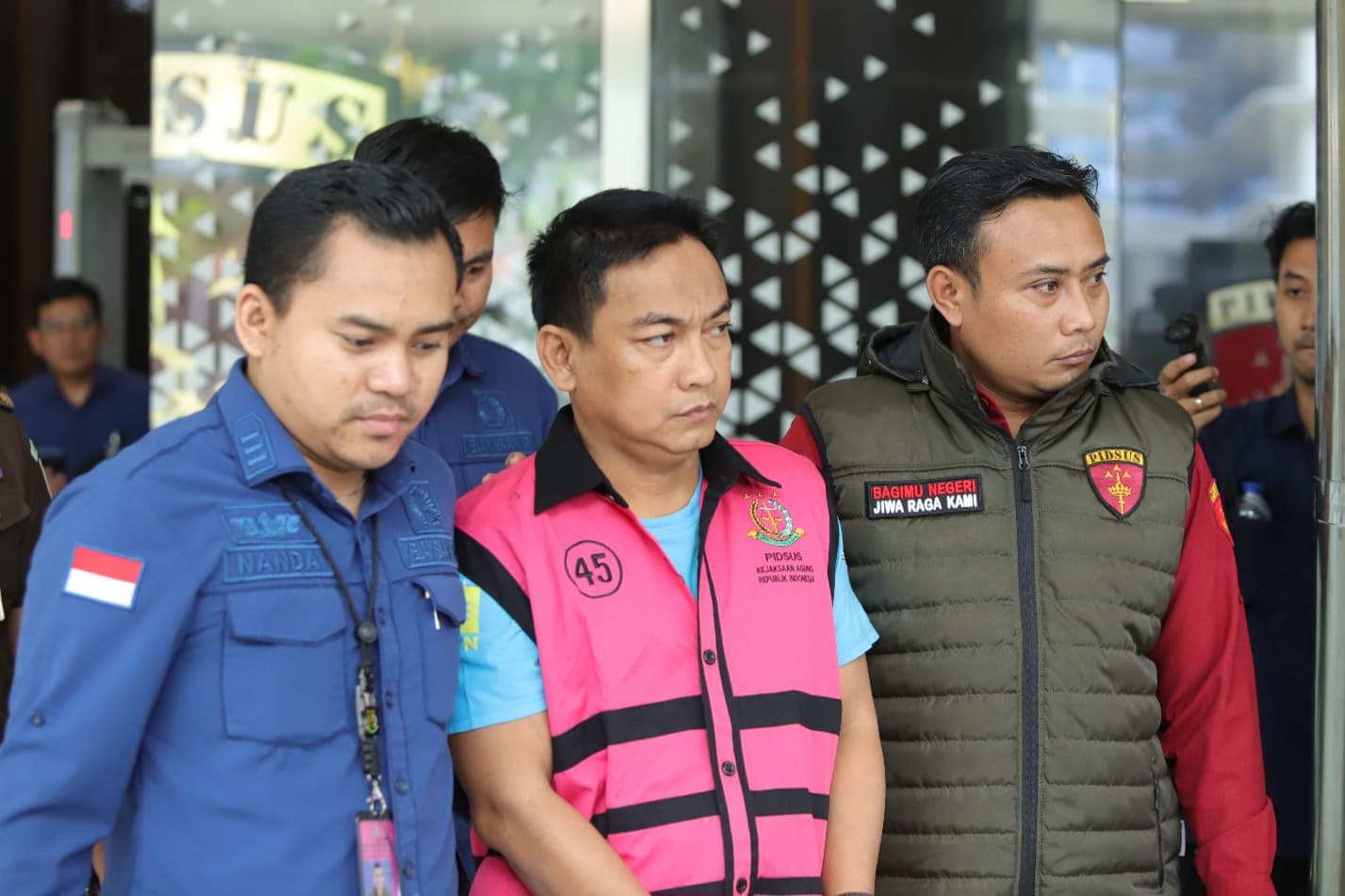 Mantan Ketua Ombudsman Hery Susanto (HS) (Foto: dok. Kejaksaan) Mantan Ketua Ombudsman Hery Susanto (HS) (Foto: dok. Kejaksaan)